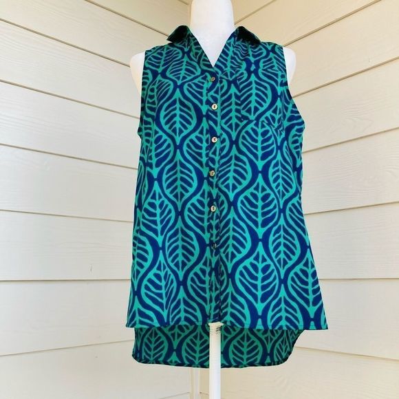 Signature Studio contemporary Batik Style Button Down Blouse Size Large - Picture 5 of 6